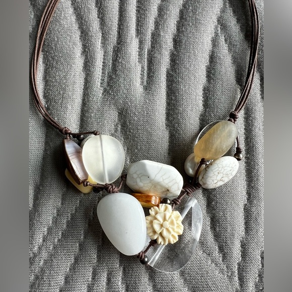 Silpada .925 Sterling Pearl Quartz Magnesite Calcite Carved Bone Flower Necklace - Picture 2 of 6